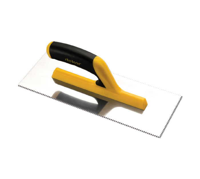 Truelle acier 30 cm dents en v p/fibre/ouv ref 131 ** DEKOR